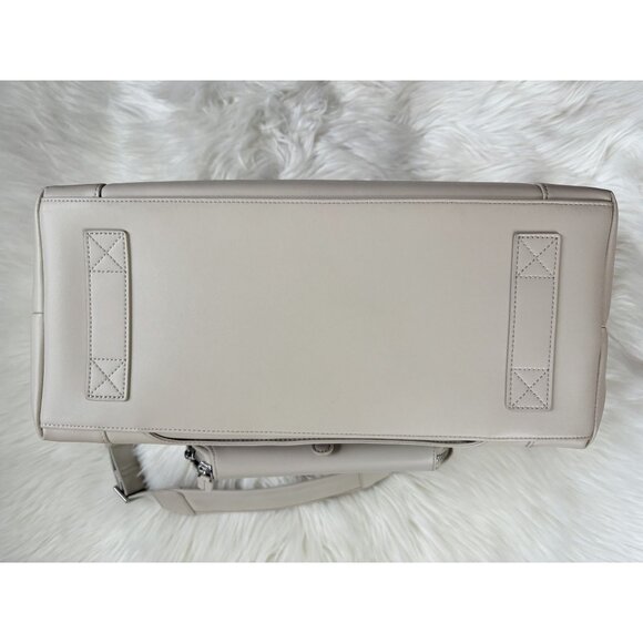 Monos Metro Weekender Duffle Bag Like New Ivory Tan - Picture 5 of 7